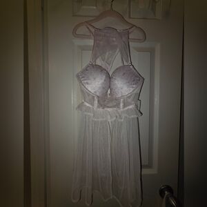 Elegant White Lace Lingerie Set